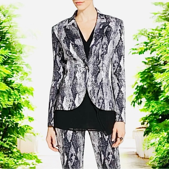 St John Black & White Snakeskin Python Print Cotton Blazer 0 - Picture 9 of 10